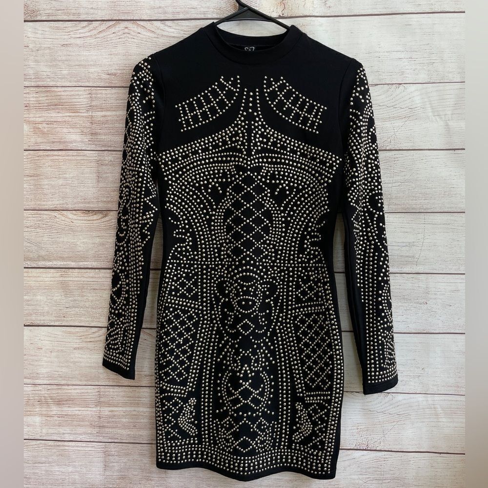 STUNNING WINDSOR STUDDED‎ BODYCON DRESS IN BLACK